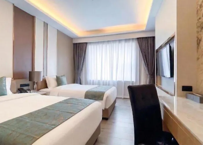 Sarita , Lat Phrao 83 Bts Station & Big C Ladprao 호텔 5*